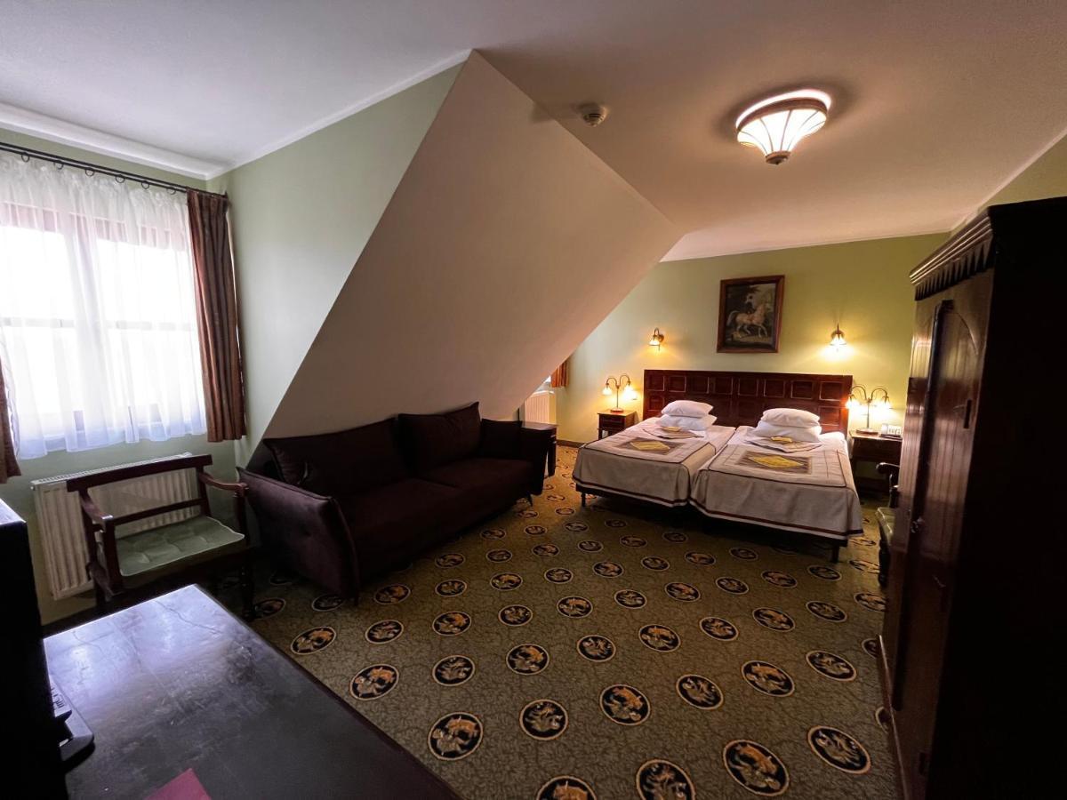 Hotel Zamek Ryn Ryn  Extérieur photo
