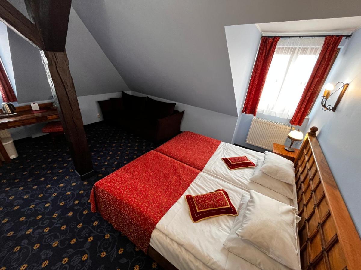Hotel Zamek Ryn Ryn  Extérieur photo